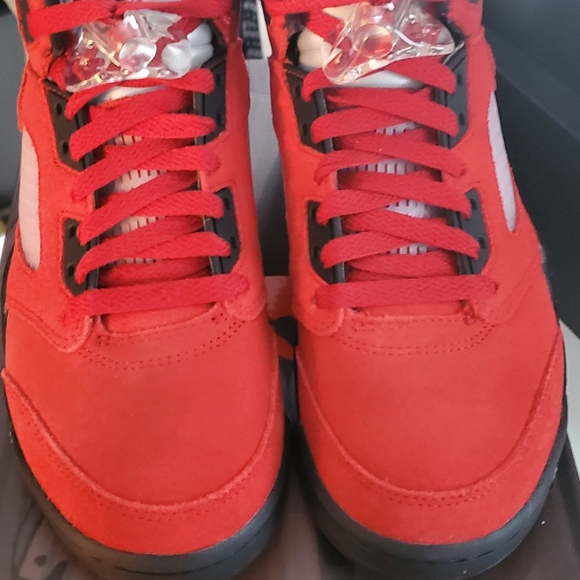 Jordan Raging Bull 5! - Picture 4 of 5